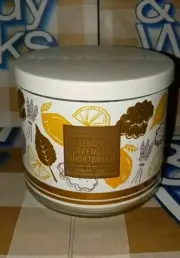 Bath & Body Works Lemon Lavender Shortbread 3 Wick Scented Candle