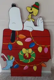 Christmas Characters Beagle Doghouse Wood Outdoor Yard Art Sign, Stock