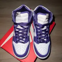 在飛比找PopChill優惠-[二手] 現貨Nike Dunk High Varsity 