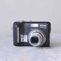 在飛比找蝦皮購物優惠-Nikon CoolPix P1 早期 CCD 數位相機 (