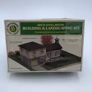 Bachmann 2552 Plasticville Split-Level House HO Scale Building Landscaping Kit