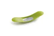 Joseph Joseph Rocker Garlic Crusher (Green)