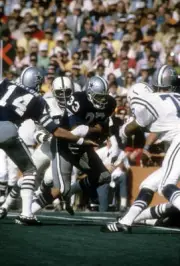 Running Back Duane Thomas Of The Dallas Cowboys Carries Ball 1971 OLD PHOTO