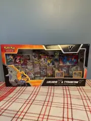 Pokemon lucario v tyranitar v heavy hitters Box & Lances Charizard Box