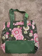NWT Vera Bradley Olivia Tote Bag. Green & Pink Floral. EXCELLENT