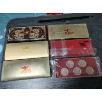 在飛比找蝦皮購物優惠-2000年千禧龍“絕版“10元紀念幣（千禧金龍年紀念套幣）