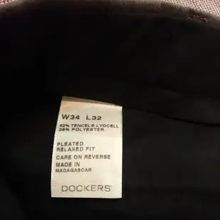 美國 DOCKERS 型男必備 打摺 RELAXED FIT 經典咖啡色 卡其褲 男長褲 34 近全新