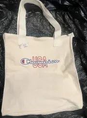 (#2)NWT CHAMPION SHOPPER SHOULDER EMBROIDERED TOTE BAG ZIPPED CREAM COLOR