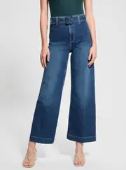 GUESS Women's Blue Denim Dakota Jeans Size: 30, Spandex