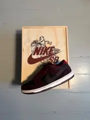 Nike SB Dunk Low Riot Special Box Friends And Family EU 44.5 US 10.5 Brand New
