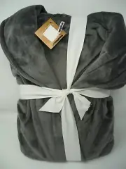 Pottery Barn POWDER PLUSH Charcoal ROBE Medium Gray READ DESCRIPTION