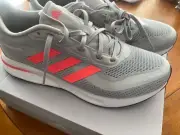 Size 10 - adidas SuperNova M Grey