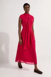 Georgette Woven Sleeveless Pleated Maxi Dress