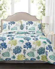 Lush Decor Coastal Reef Quilt