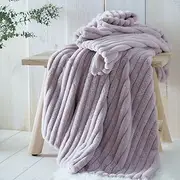 Appletree - Mauve Purple Faux Fur Throw (180 x 130cm) - Soft Sofa Throw - Lilac Faux Fur Blanket - Matching Cushion Available