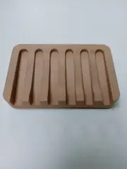 Handmade Decorative Cement Soap Dish with Burnt Sienna from the Ardennes Pigment