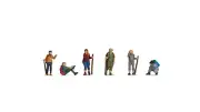 Noch 15868 HO/OO Gauge Walkers (6) Figure Set