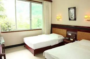 峨眉山平湖山莊Pinghu Mount Villa