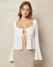 [Mooloola] Zeze Long Sleeve Tie Front Top