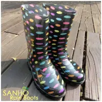 在飛比找momo購物網優惠-【Sanho 三和牌】MIT亮麗半筒雨靴/雨靴 休閒防水鞋(