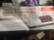 Electric Kitchen Knife Sharpener. 3-Stage Sharpening System.