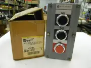 New Allen-Bradely 800T-3TF 3 Button Push Button Station Fast/Slow/Stop B6
