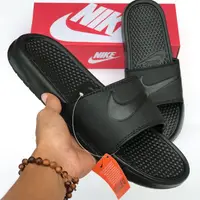 在飛比找蝦皮購物優惠-Nike Benassi 男士涼鞋大碼 46