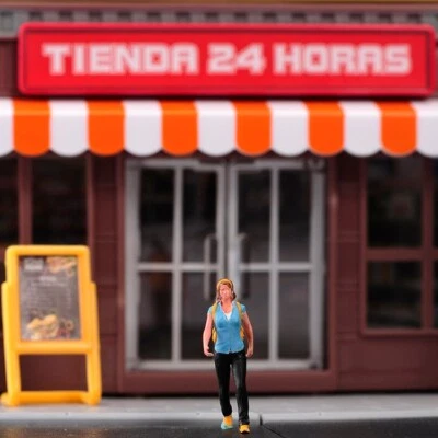 Resin 1/64 Diorama Miniature Figure Tourists Visit Scenic Girl Hiking Boys