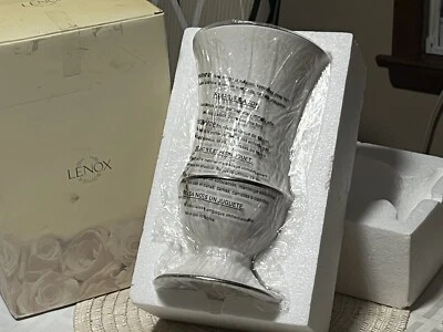 Lenox Wedding Promises Collection Opal Innocence Large Vase #6376800 NEW