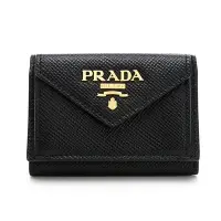 在飛比找Yahoo奇摩購物中心優惠-【PRADA 普拉達】經典 金字LOGO外十字紋內平滑信封型