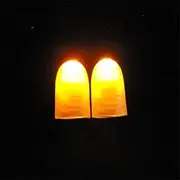 Zenarao Light Up Thumbs, 2Pcs LED Light Up Thumbs, Halloween Fake Thumb Fingers Lamp Magic Kit Party Props Prank Tools for Performances Halloween Christmas