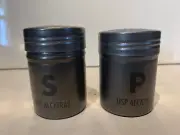 NWOB salt and pepper shakers Usp Alcatraz - From Alcatraz Store - Reproduction