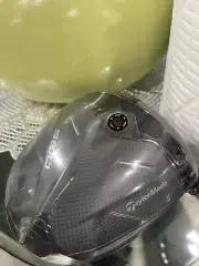 New Taylormade Qi 35 Driver 9* Head Only No HC