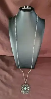 Paparazzi Opal Gardens Green Necklace And Earrings