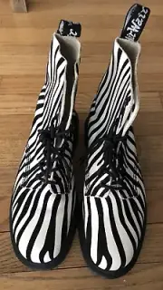 Dr Martens Pascal White And Black AW004 Zebra Print women’s size 10 New