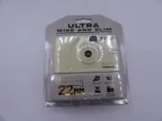 RETO ULTRA WIDE AND SLIM 22MM POINT AND SHOOT DAYLIGHT FILM CAMERA - CREAM