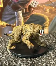 Smilodon D&D miniature Dungeons Dragons Kingmaker large 30 sabretooth tiger cat