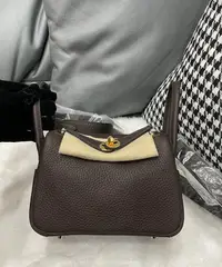 在飛比找Yahoo!奇摩拍賣優惠-Hermes 全新品 超美色 Mini Lindy 黑檀木 