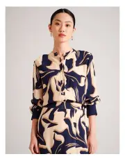[Basque] Mandarin Collar Shirt in Navy