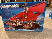 Playmobil 4444 Pirate Dinghy Sealed