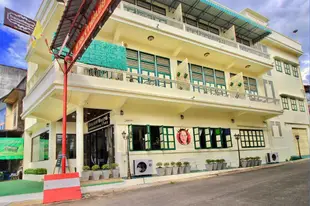 斯里松本旅館Srisomboon Hostel