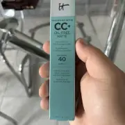 it Cosmetics CC RICH Oil-Free Matte SPF 40 Poreless Finish Full Coverage