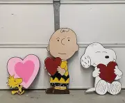 Happy Valentine’s Day Wood Outdoor Yard Art, Whimsical Character, Beagle Dog