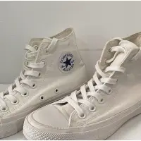 在飛比找蝦皮購物優惠-白色Converse chuck Taylor All St