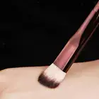 Angled Concealer Brush for Concealing Stippling Powder Concealer Palette