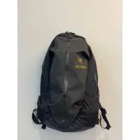 在飛比找蝦皮購物優惠-ARCTERYX ARRO22L  始祖鳥後背包