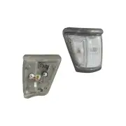 Superspares RH Corner Light for Toyota Hilux 4WD LN106 Light Grey Edge 88-91