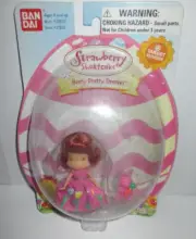 BANDAI 2003 STRAWBERRY SHORTCAKE, BERRY PRETTY DRESSES...NRFB