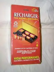 Saft Fast Charging Recharger for NICAD Batteries New In Box for AAA-AA-C-D-9V
