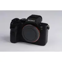 在飛比找蝦皮購物優惠-中古 sony全幅相機a7II 付副廠電池手把*1 原廠電池